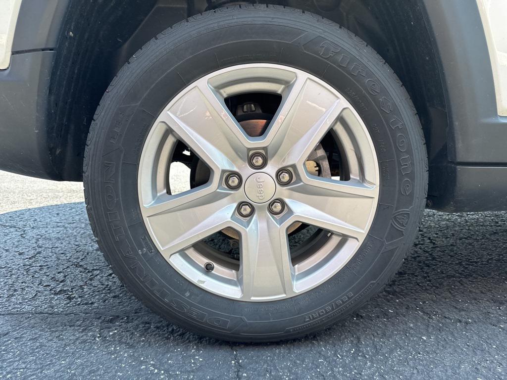 used 2022 Jeep Compass car, priced at $20,999