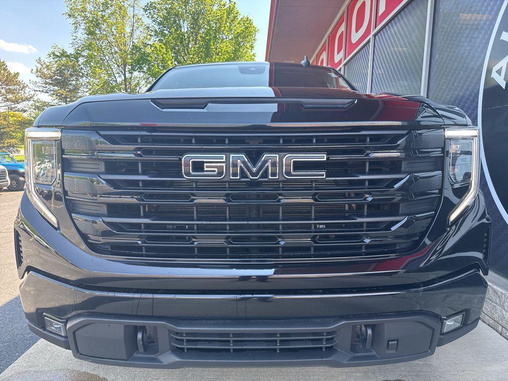 used 2024 GMC Sierra 1500 car, priced at $46,535