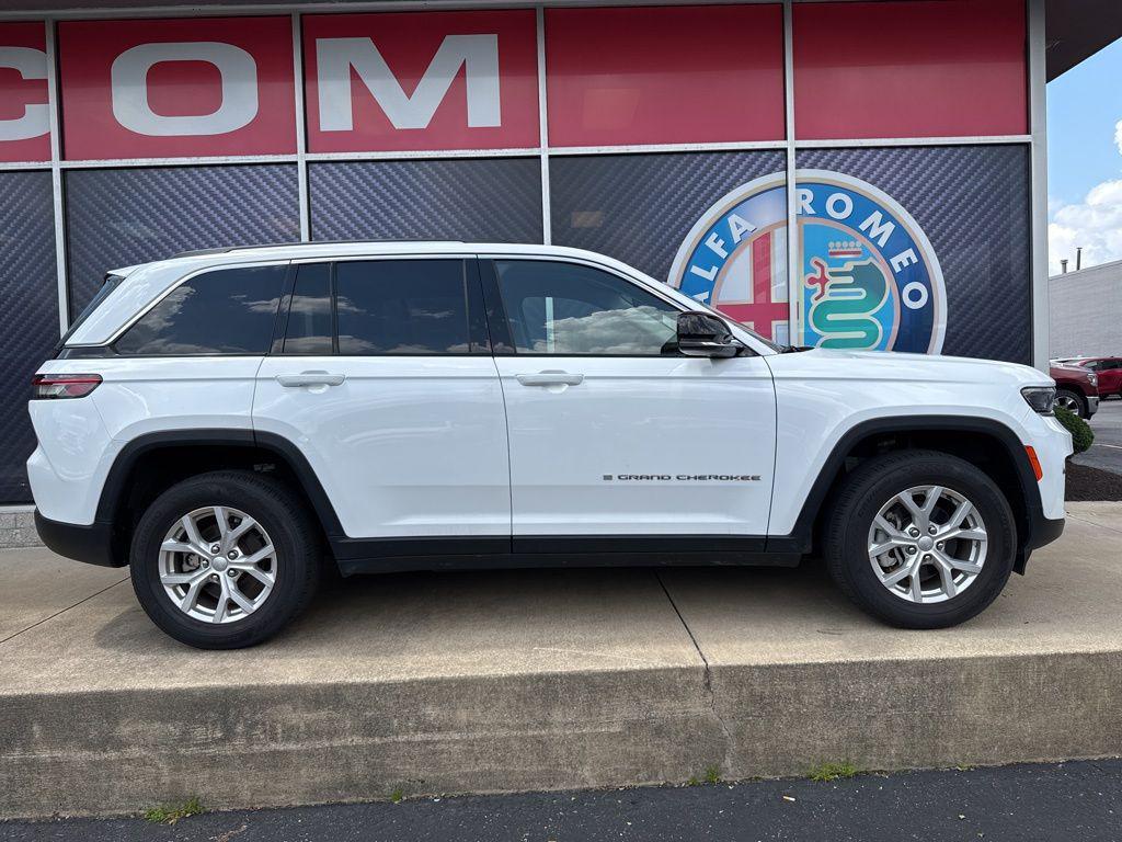 used 2023 Jeep Grand Cherokee car, priced at $25,681