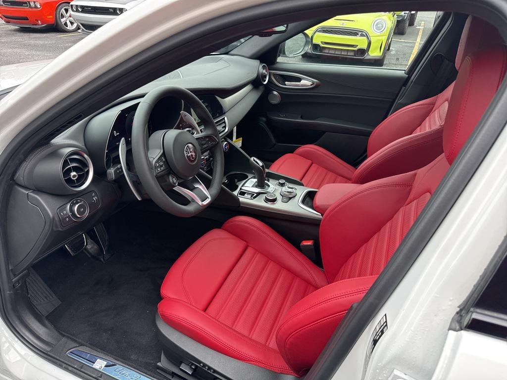 new 2025 Alfa Romeo Giulia car, priced at $52,323