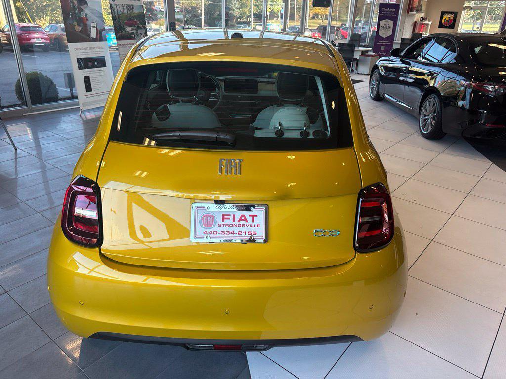 new 2026 FIAT 500e car, priced at $41,543
