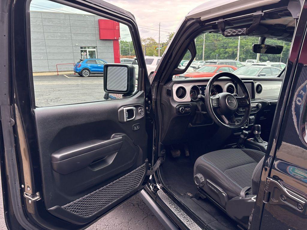 used 2021 Jeep Wrangler Unlimited car, priced at $25,997