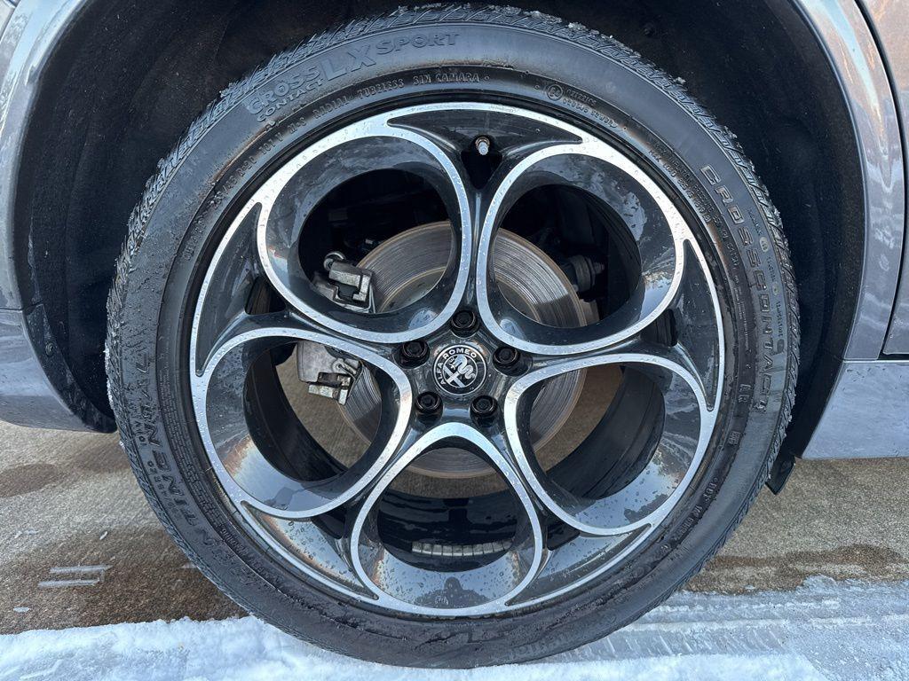 used 2023 Alfa Romeo Stelvio car, priced at $28,260