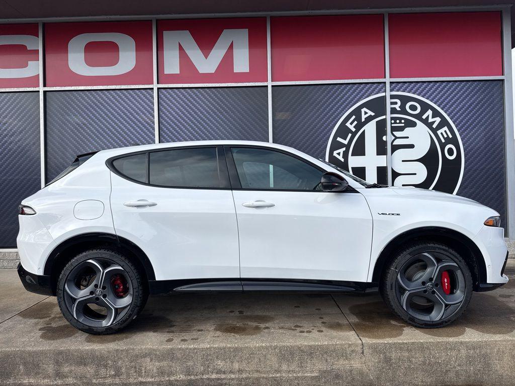 new 2026 Alfa Romeo Tonale car