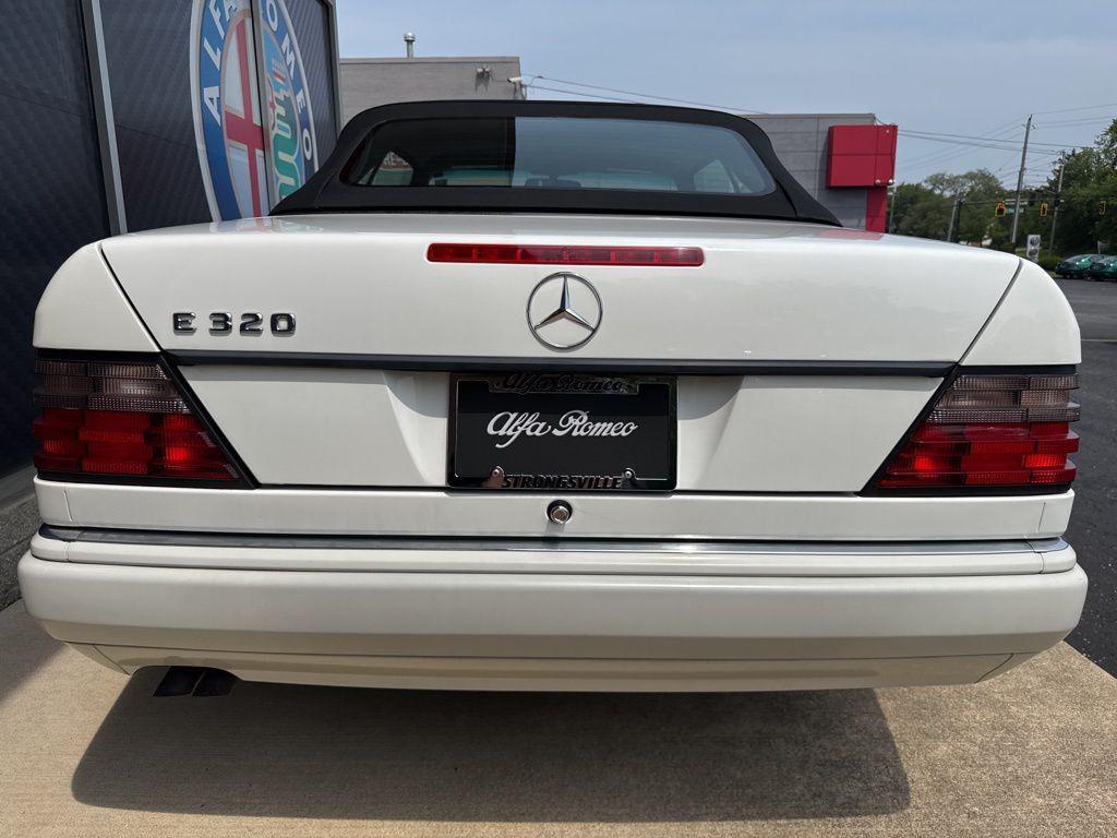 used 1995 Mercedes-Benz E-Class car, priced at $29,925