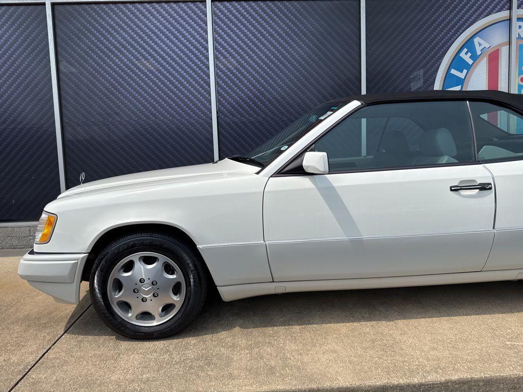 used 1995 Mercedes-Benz E-Class car, priced at $29,925