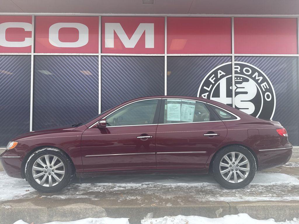 used 2009 Hyundai Azera car, priced at $7,995