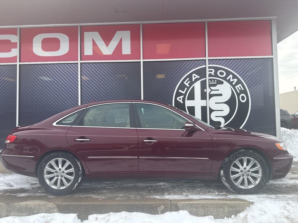 used 2009 Hyundai Azera car, priced at $7,995