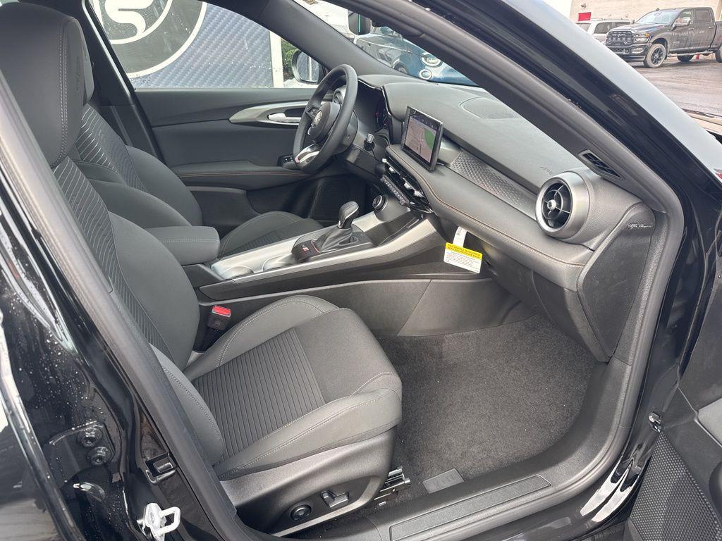 new 2026 Alfa Romeo Tonale car