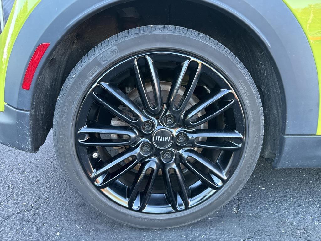 used 2023 MINI Hardtop car, priced at $23,998