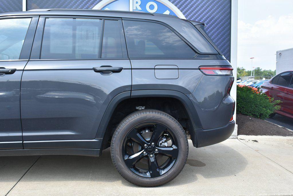 used 2025 Jeep Grand Cherokee car, priced at $42,466