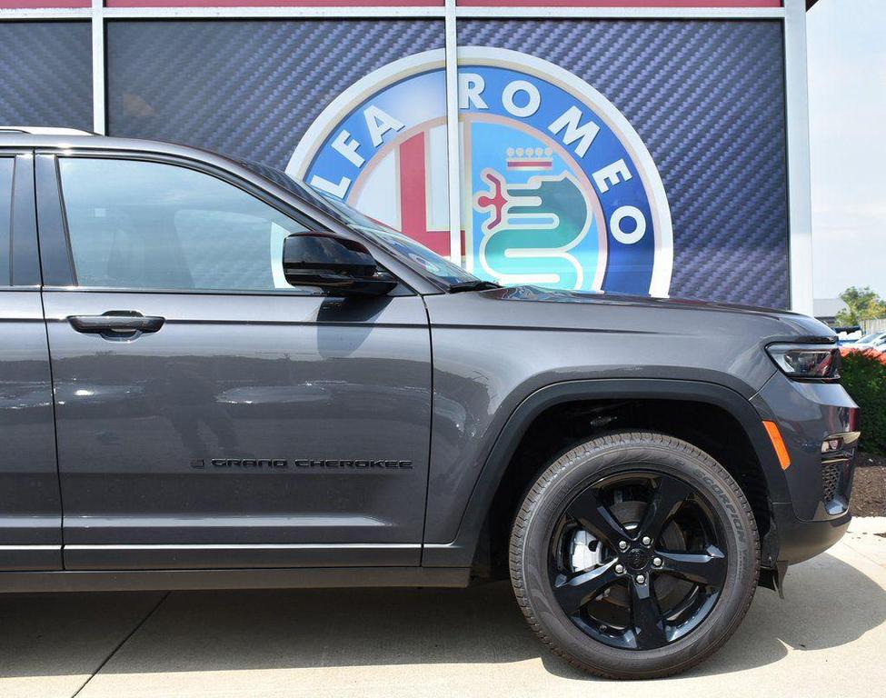 used 2025 Jeep Grand Cherokee car, priced at $42,466