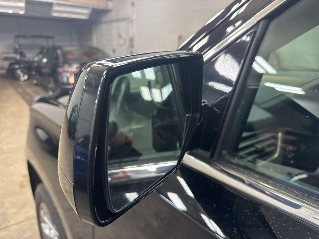 used 2016 GMC Yukon car, priced at $22,997