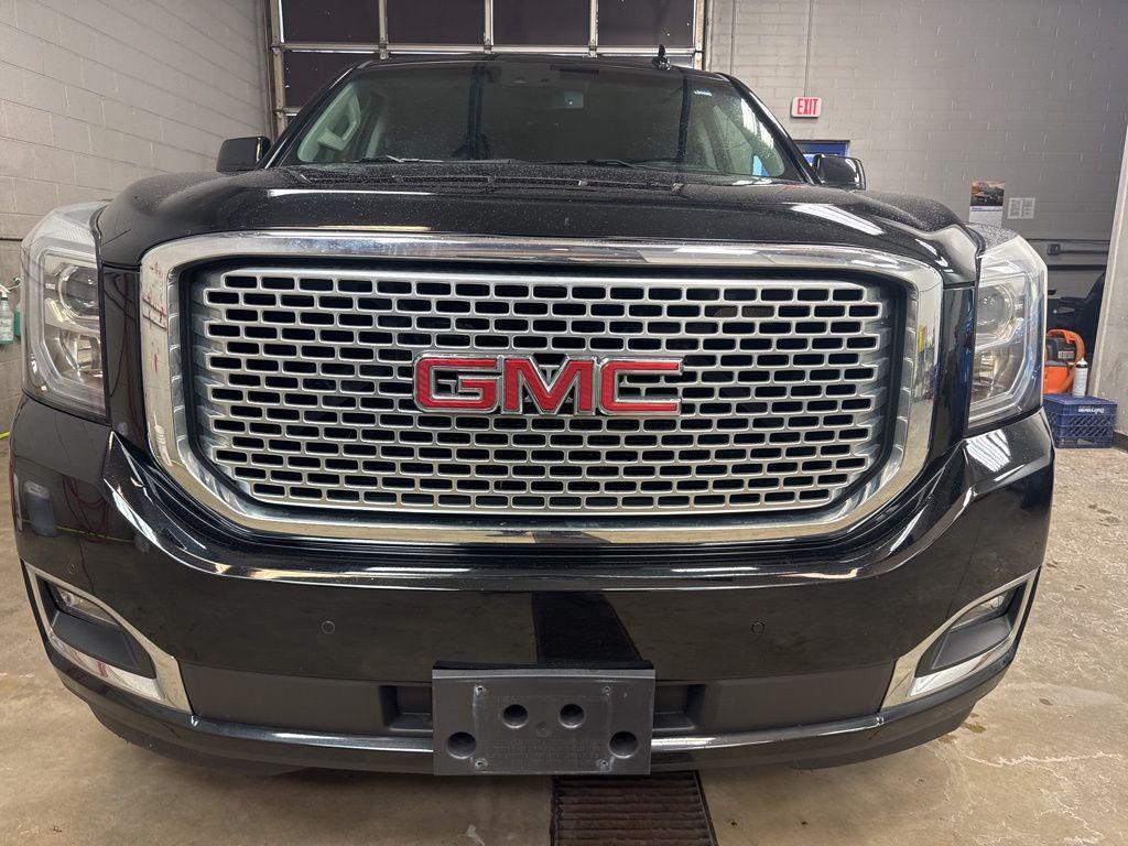 used 2016 GMC Yukon car, priced at $22,997