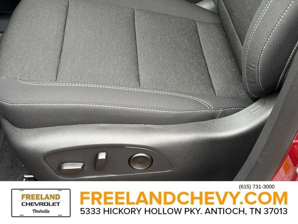 new 2026 Chevrolet Traverse car, priced at $46,516