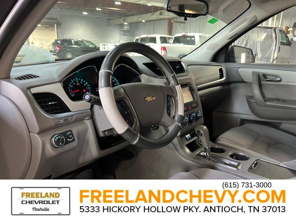 2014 Tungsten Metallic Chevrolet Traverse