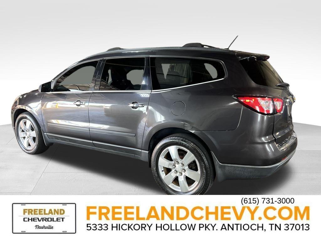 2014 Tungsten Metallic Chevrolet Traverse