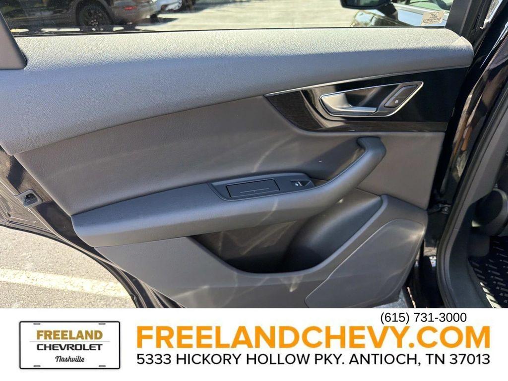 used 2017 Audi Q7 car, priced at $16,117