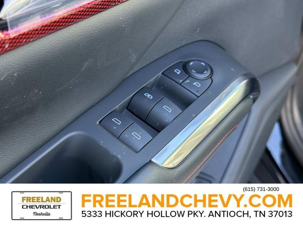 new 2026 Chevrolet Traverse car, priced at $52,060