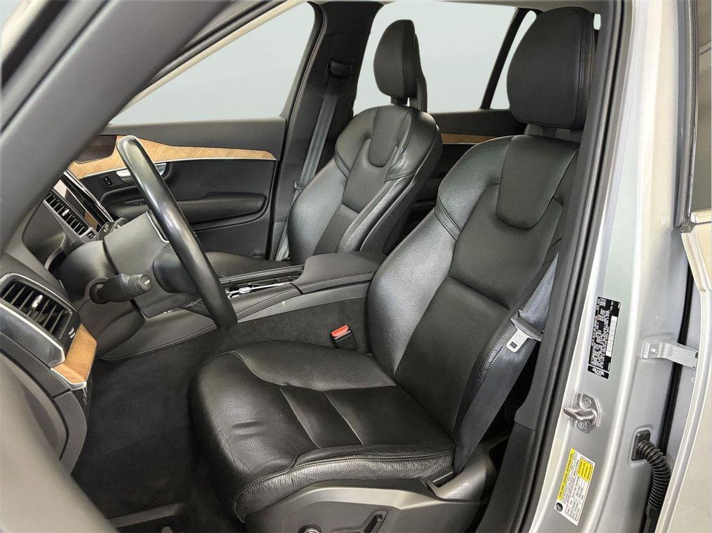 used 2021 Volvo XC90 Recharge Plug-In Hybrid car, priced at $21,500