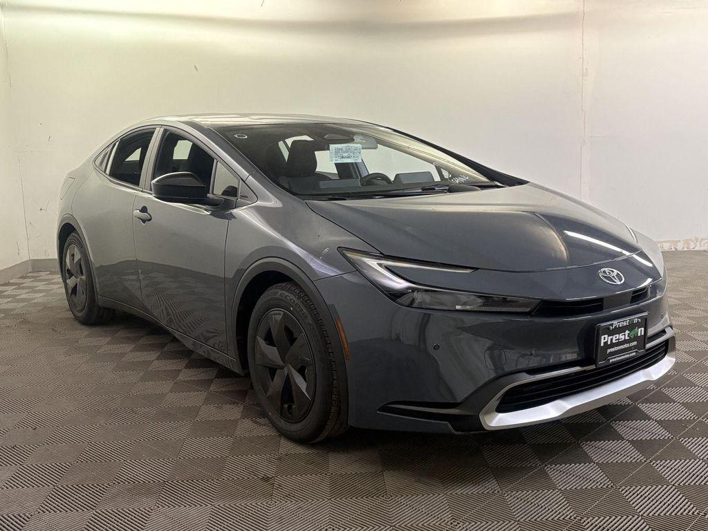new 2026 Toyota Prius Plug-In Hybrid car, priced at $34,580
