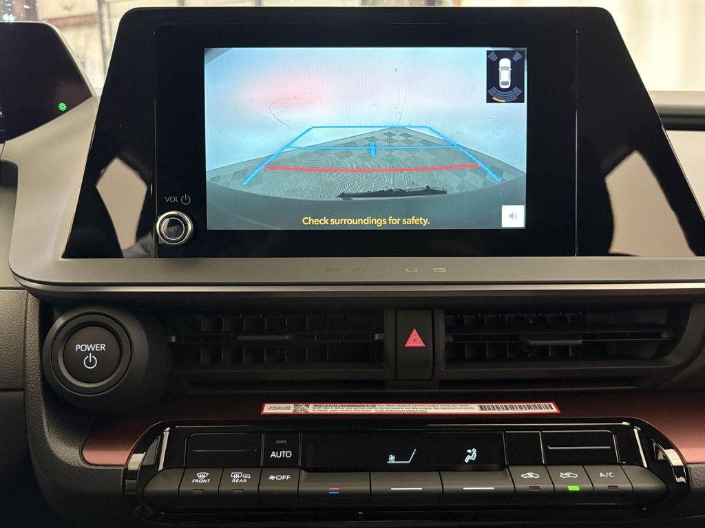 new 2026 Toyota Prius Plug-In Hybrid car, priced at $34,580