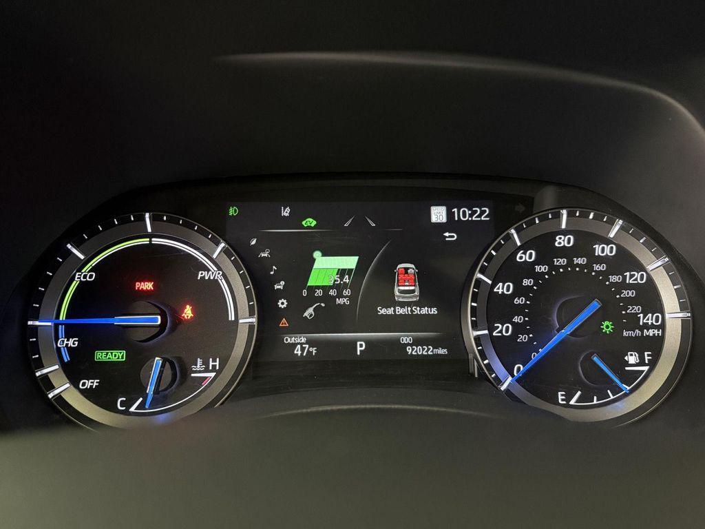 used 2021 Toyota Highlander Hybrid car, priced at $28,500