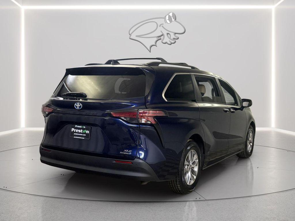 used 2022 Toyota Sienna car, priced at $28,000