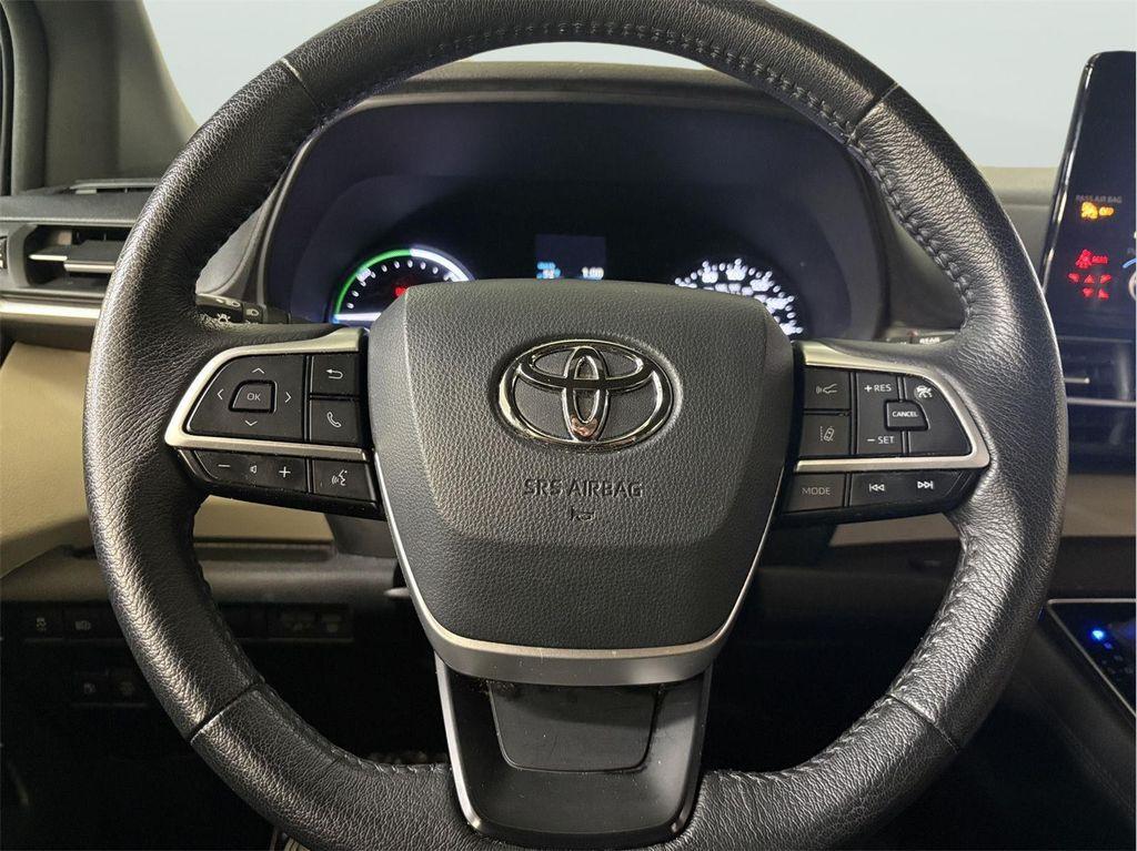 used 2022 Toyota Sienna car, priced at $28,000