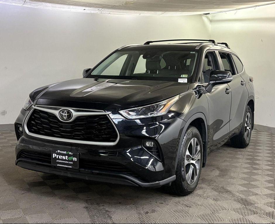 used 2020 Toyota Highlander car, priced at $35,000