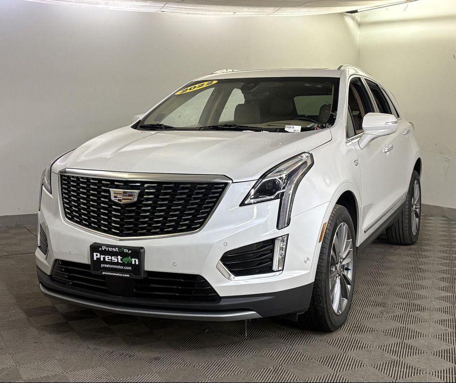 used 2022 Cadillac XT5 car, priced at $26,500