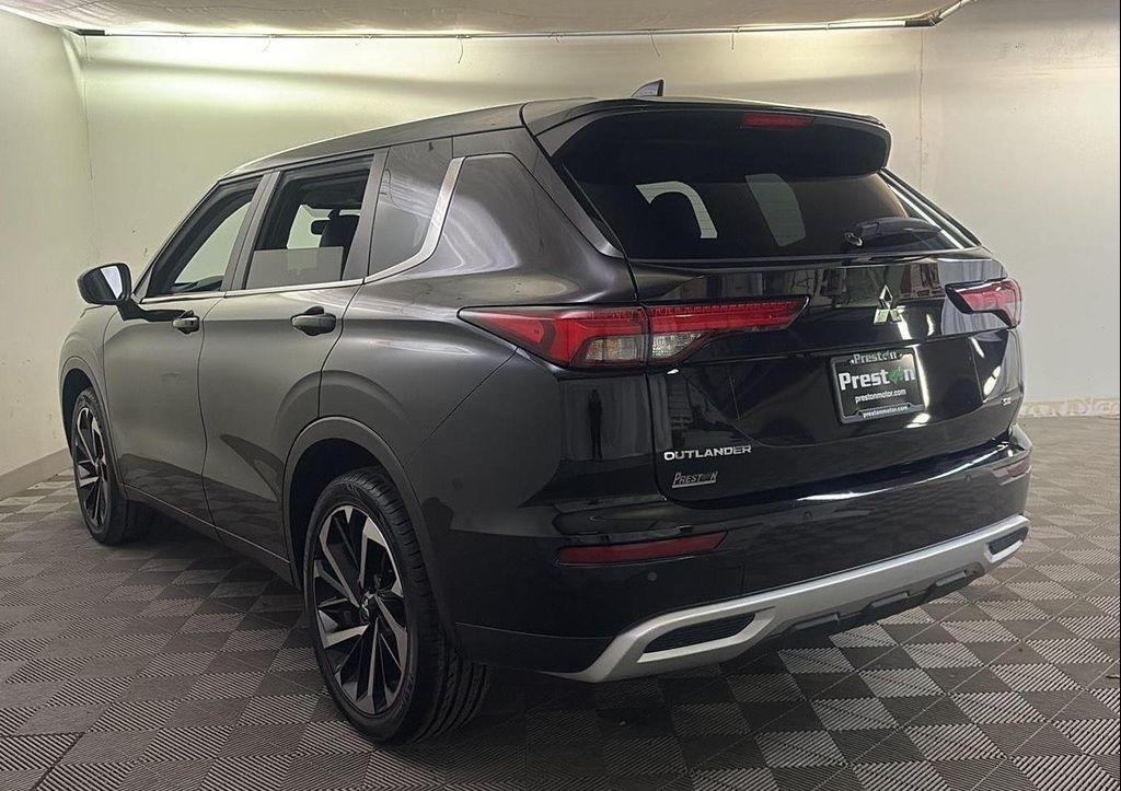used 2024 Mitsubishi Outlander car, priced at $21,500