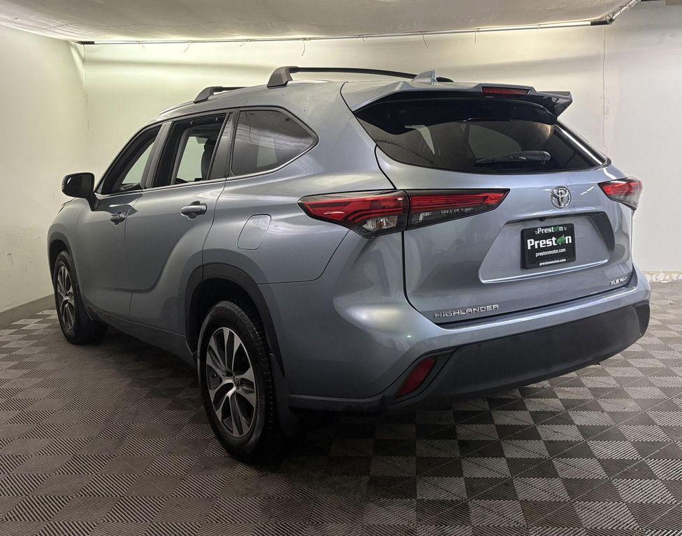 used 2020 Toyota Highlander car, priced at $27,000