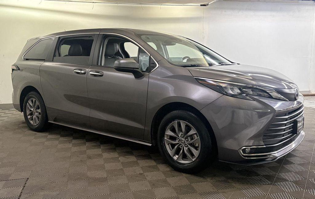 used 2024 Toyota Sienna car, priced at $38,500