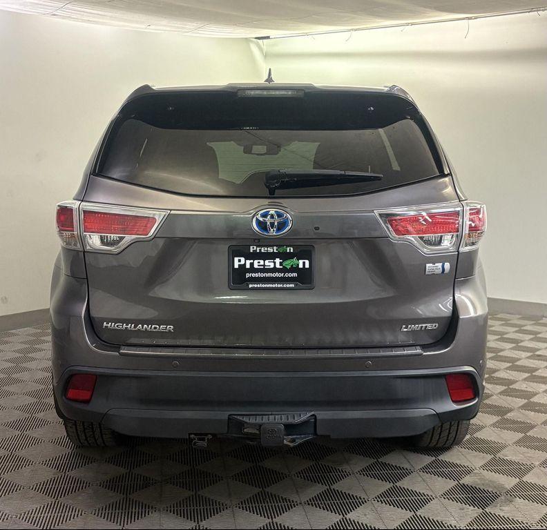 used 2015 Toyota Highlander Hybrid car, priced at $20,500