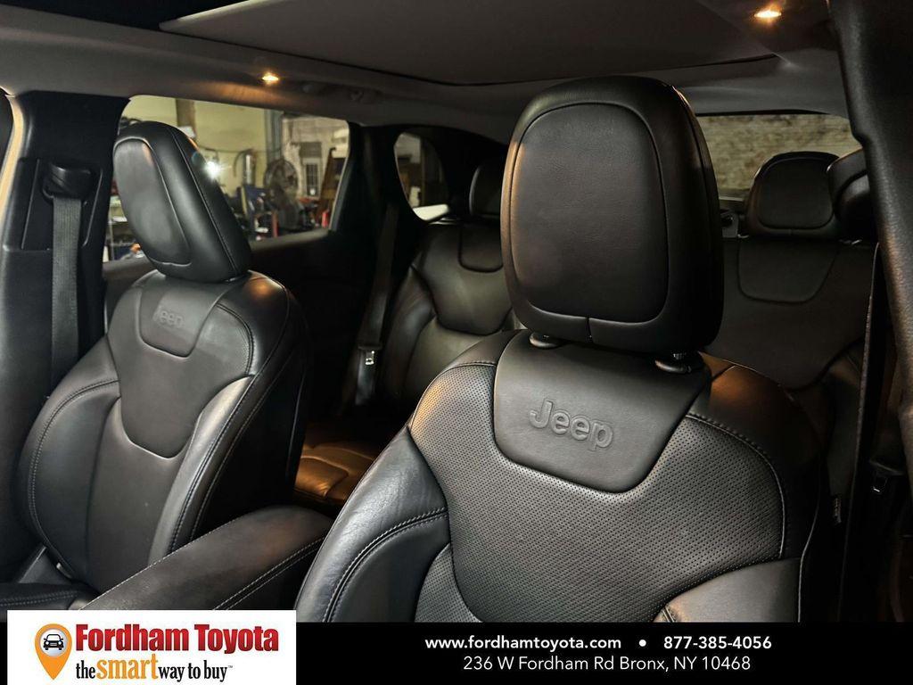 used 2019 Jeep Cherokee car, priced at $14,674