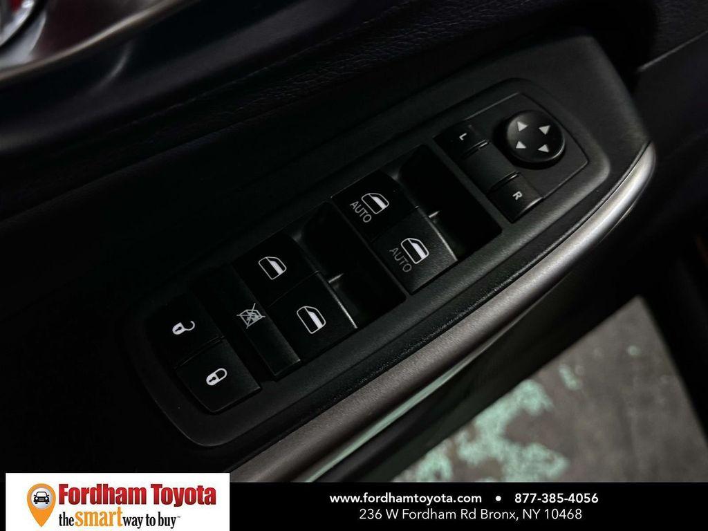 used 2019 Jeep Cherokee car, priced at $14,674