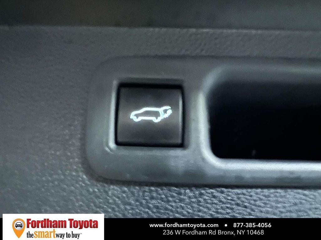 used 2023 Toyota Highlander car, priced at $38,995