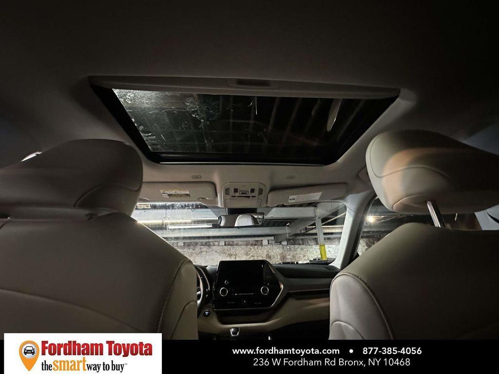 used 2023 Toyota Highlander Hybrid car, priced at $43,999
