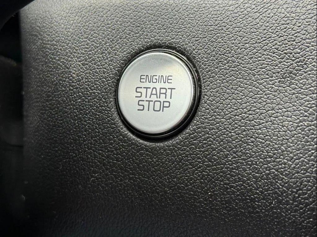 used 2022 Kia Sorento car, priced at $25,999