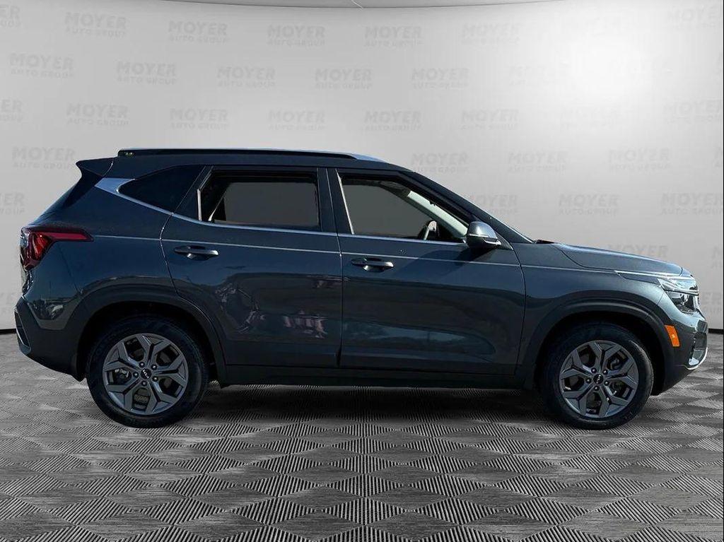 used 2024 Kia Seltos car, priced at $24,299