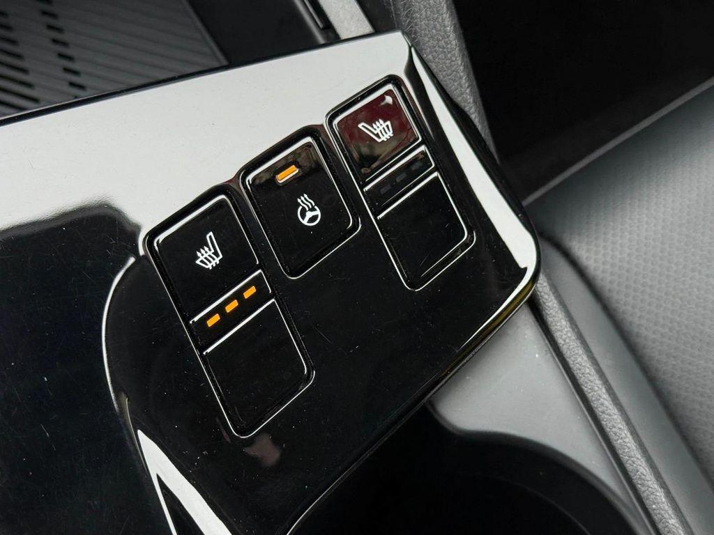 used 2023 Kia Sportage Hybrid car, priced at $27,499