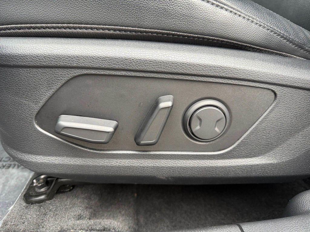 used 2023 Kia Sportage Hybrid car, priced at $27,499