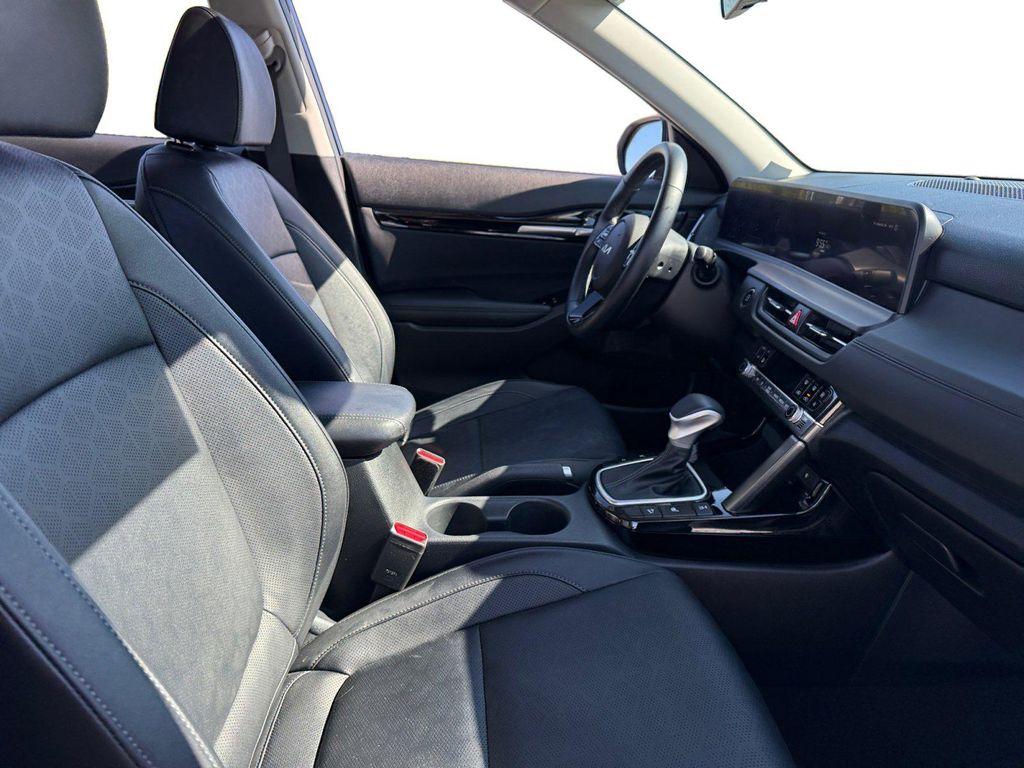 used 2024 Kia Seltos car, priced at $25,485