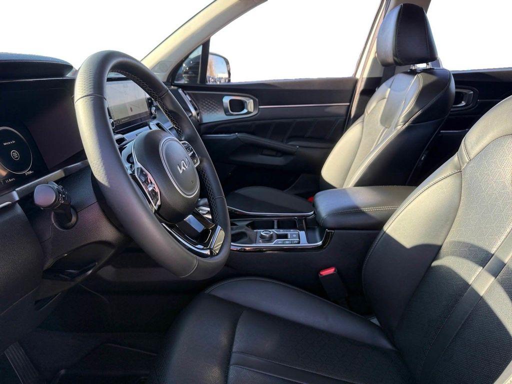 used 2023 Kia Sorento car, priced at $31,497