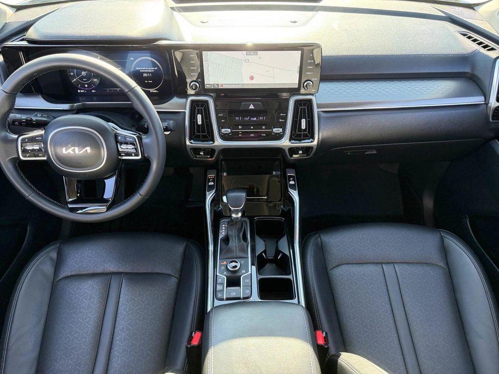 used 2023 Kia Sorento car, priced at $31,497