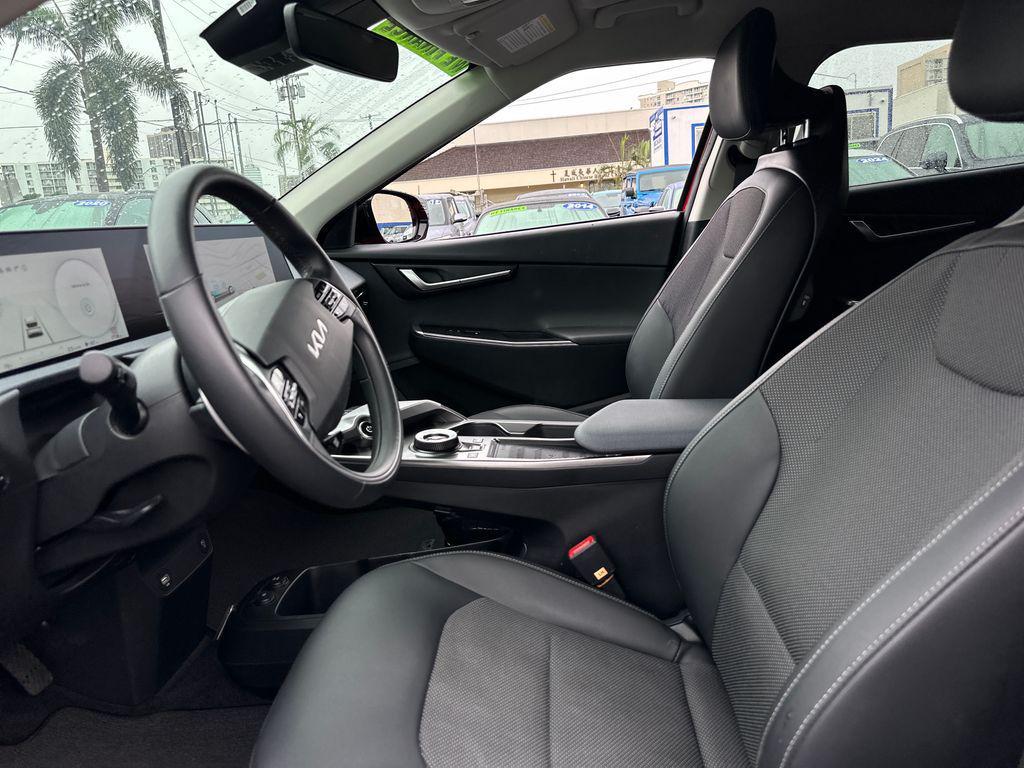 used 2024 Kia EV6 car, priced at $30,000
