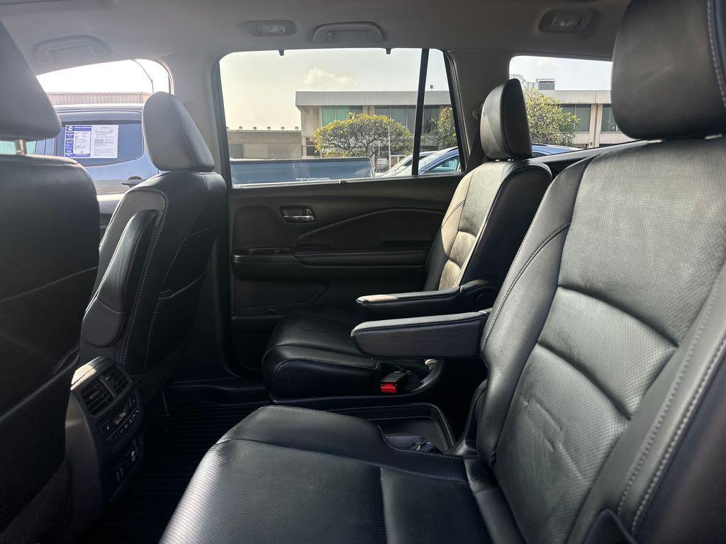 used 2019 Honda Pilot car, priced at $30,000