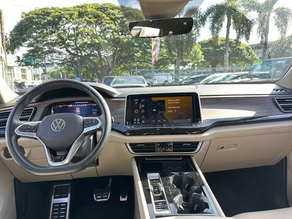 used 2024 Volkswagen Atlas car, priced at $39,000