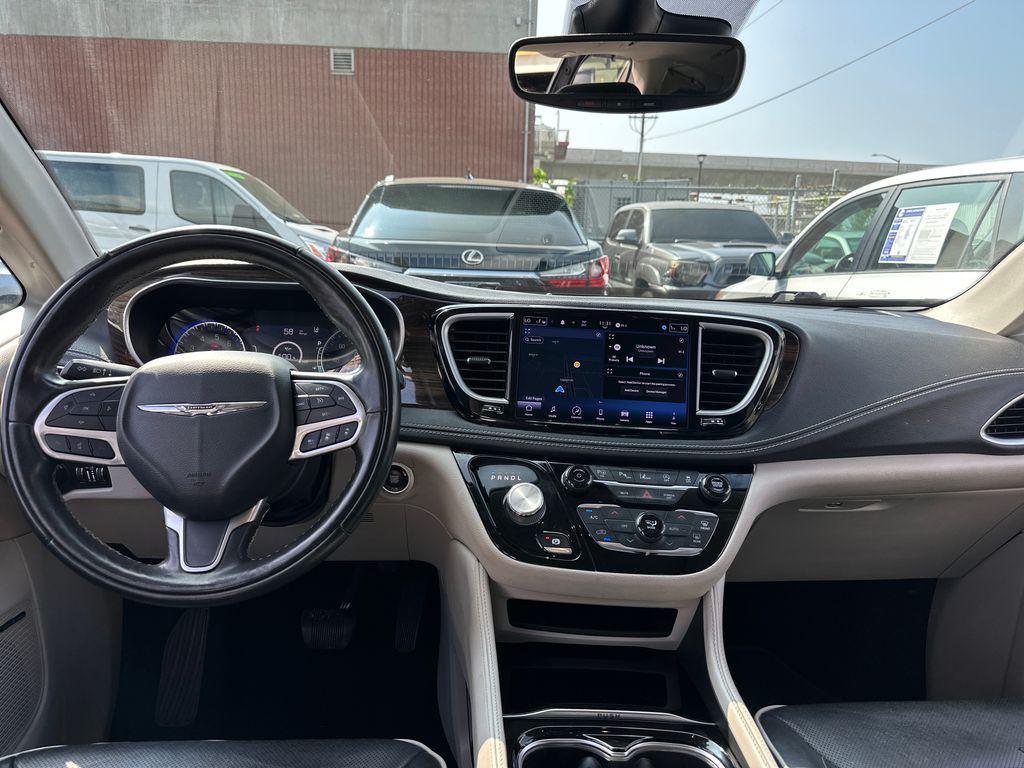 used 2022 Chrysler Pacifica car, priced at $28,500